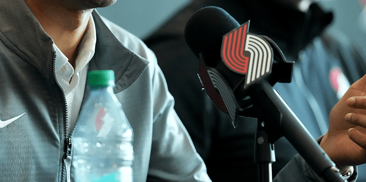 Basketball team employs and dismisses announcer in one day due to old tweets: 'Asian people annoy me!'