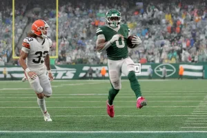 Braelon Allen scores decisive touchdown for Jets during standout performance