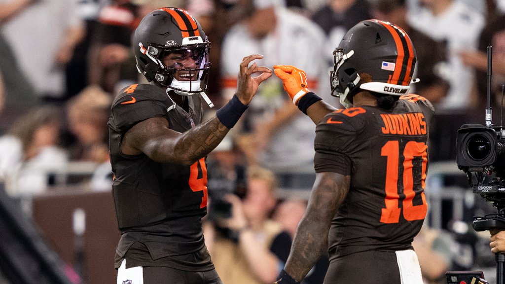 Browns players penalized for mimicking smoking after scoring a touchdown