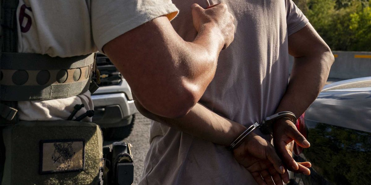 Chicago man arranged numerous fake robberies for 'victims' to get visas — judge delivers surprising sentence