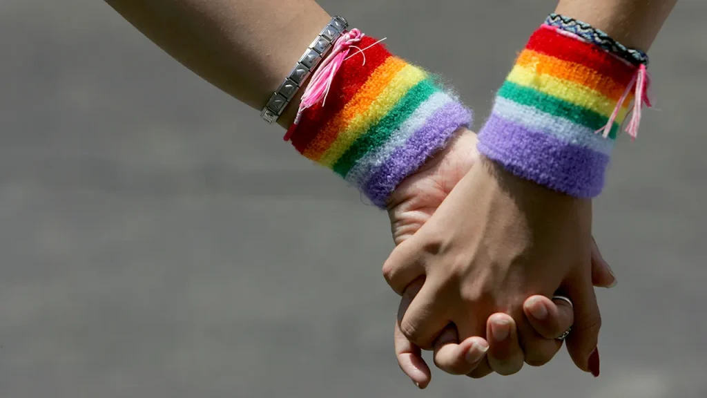 Coach offers $400 services to assist women in coming out later in life