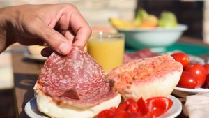 Consuming a small amount of deli meat each day associated with increased risk of dementia: study