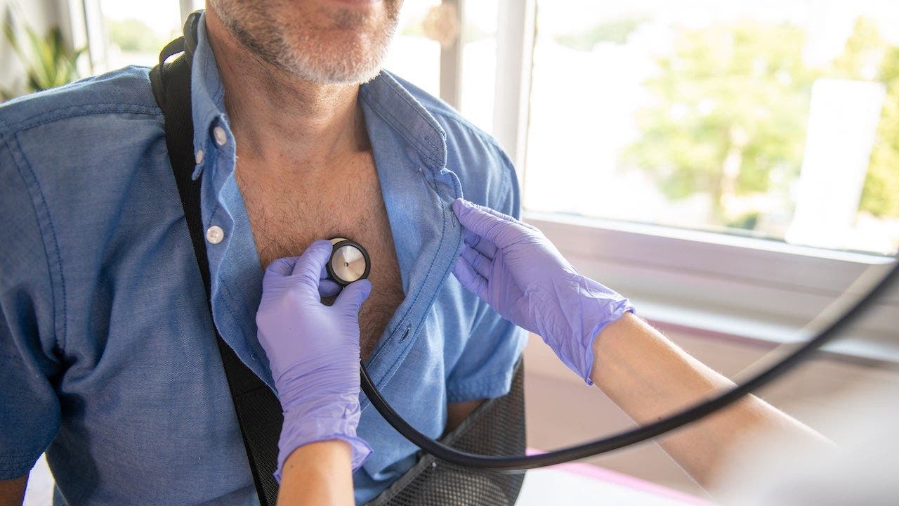 CT scan lung cancer screening can reduce the risk of death by 20%, according to a doctor