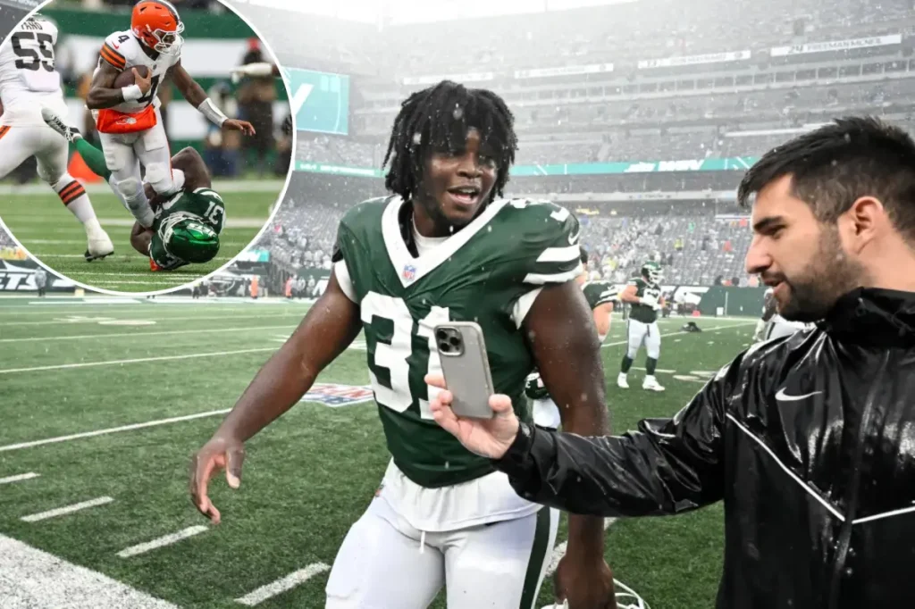David Bailey impresses critics with three sacks: 'It felt good'