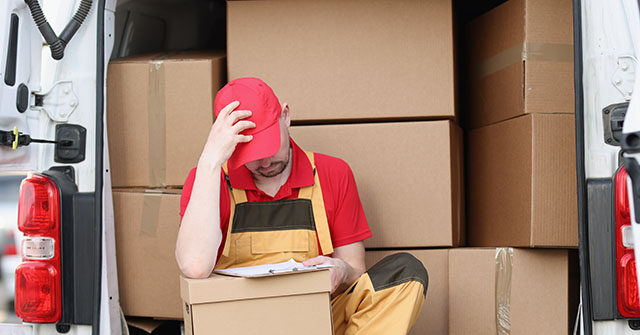 Delivery worker raises $500,000 through crowdfunding after facing online ridicule.