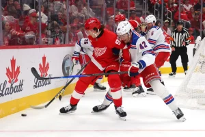 Disappointed Red Wings fans in Detroit only help Rangers in away victory