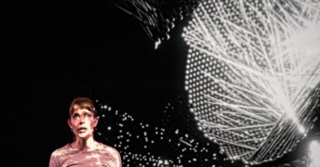 Disney&rsquo;s AI Patent Might Threaten Theme Park Character Actor Jobs