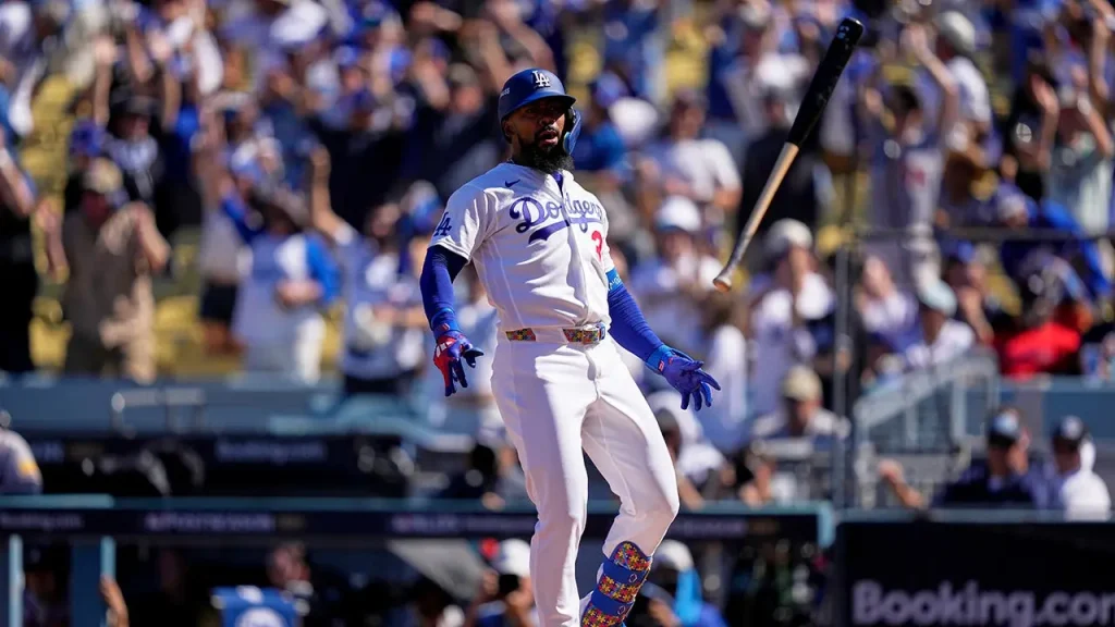 Dodgers start pursuit of third consecutive World Series championship with Game 1 victory over Braves
