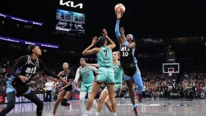 Dream closes in on first WNBA Finals appearance since 2013 after overtime win