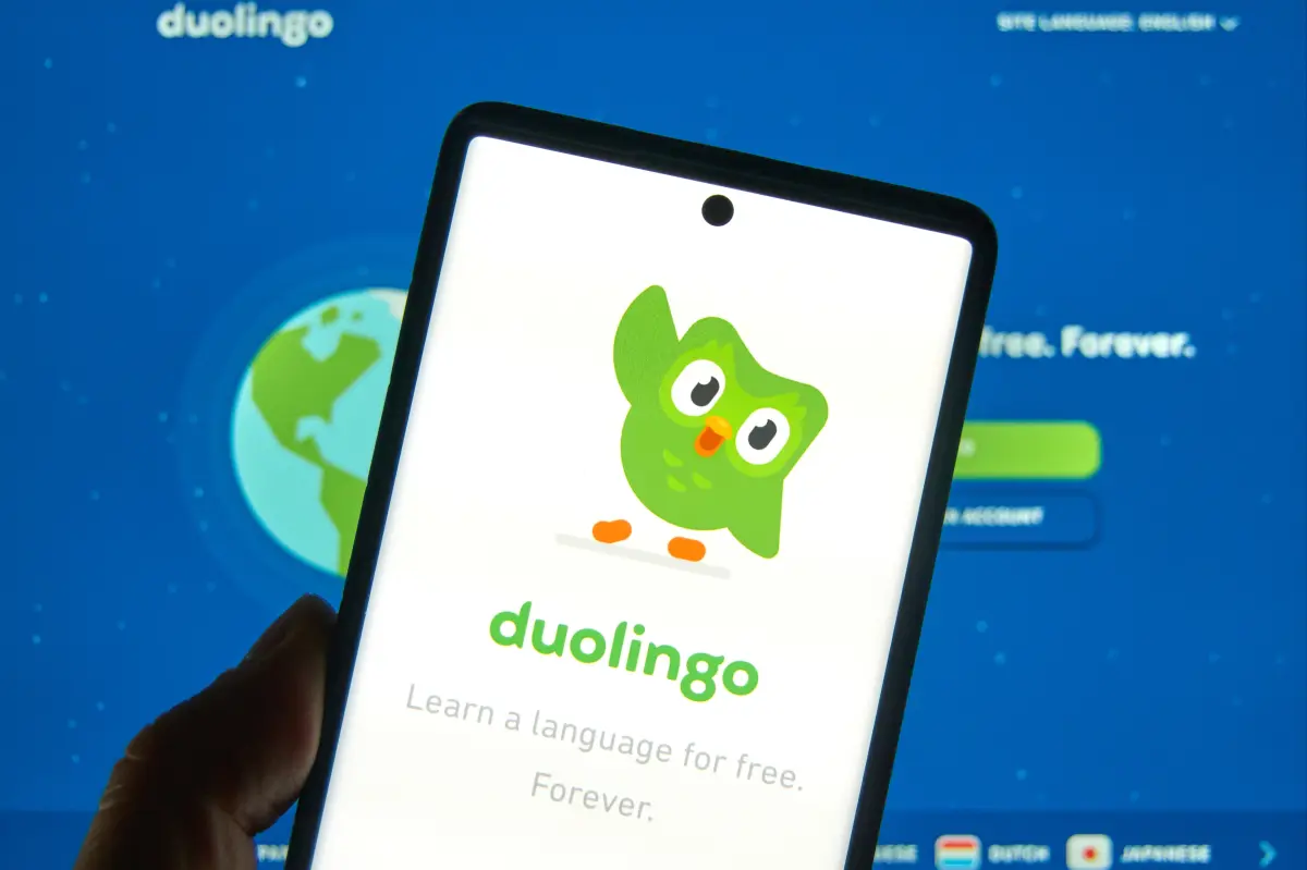 Duolingo faces class-action lawsuit claiming AI initiatives and constant ads hinder user growth