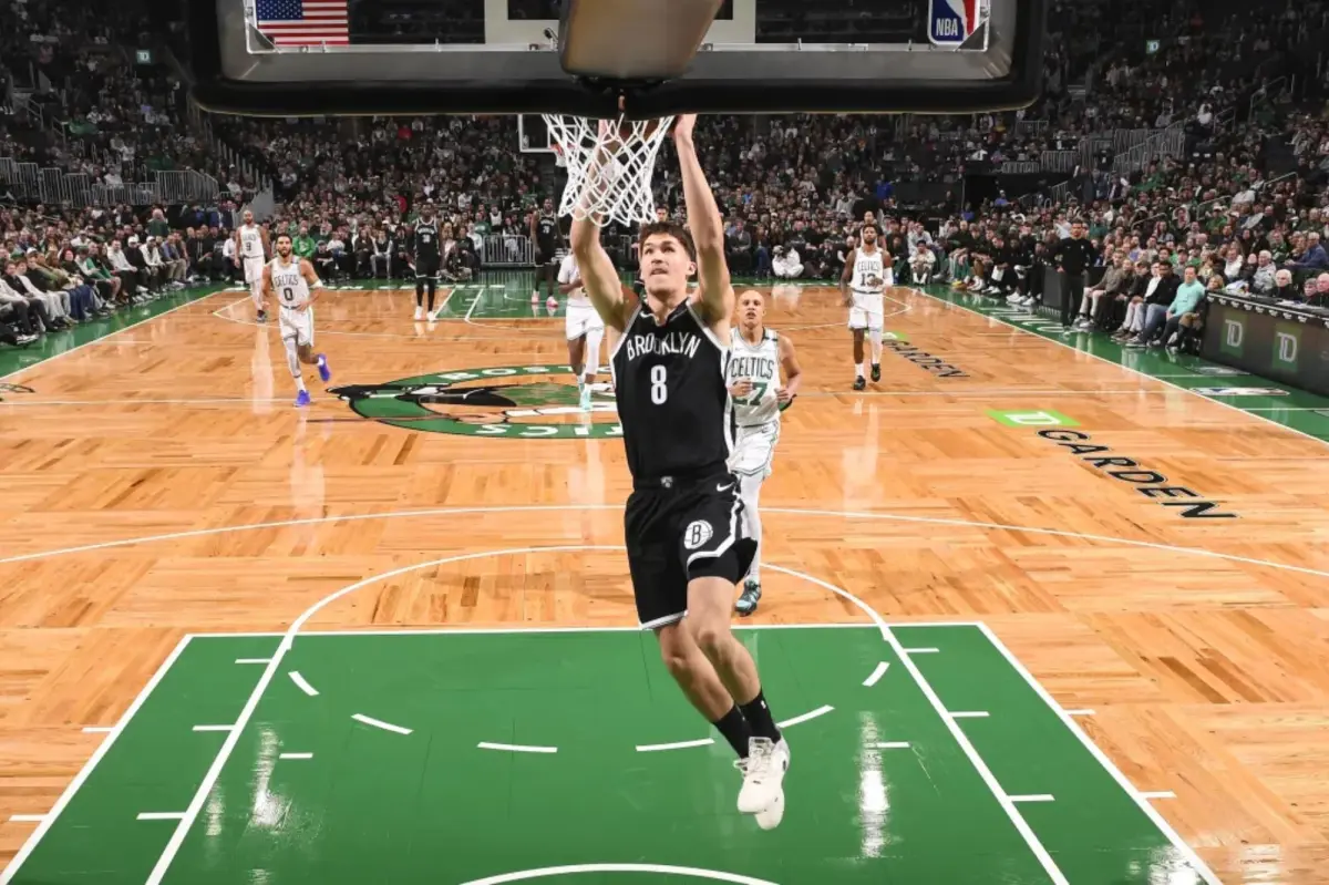 Egor Demin of the Nets compelled to leave due to a bruise on his right leg
