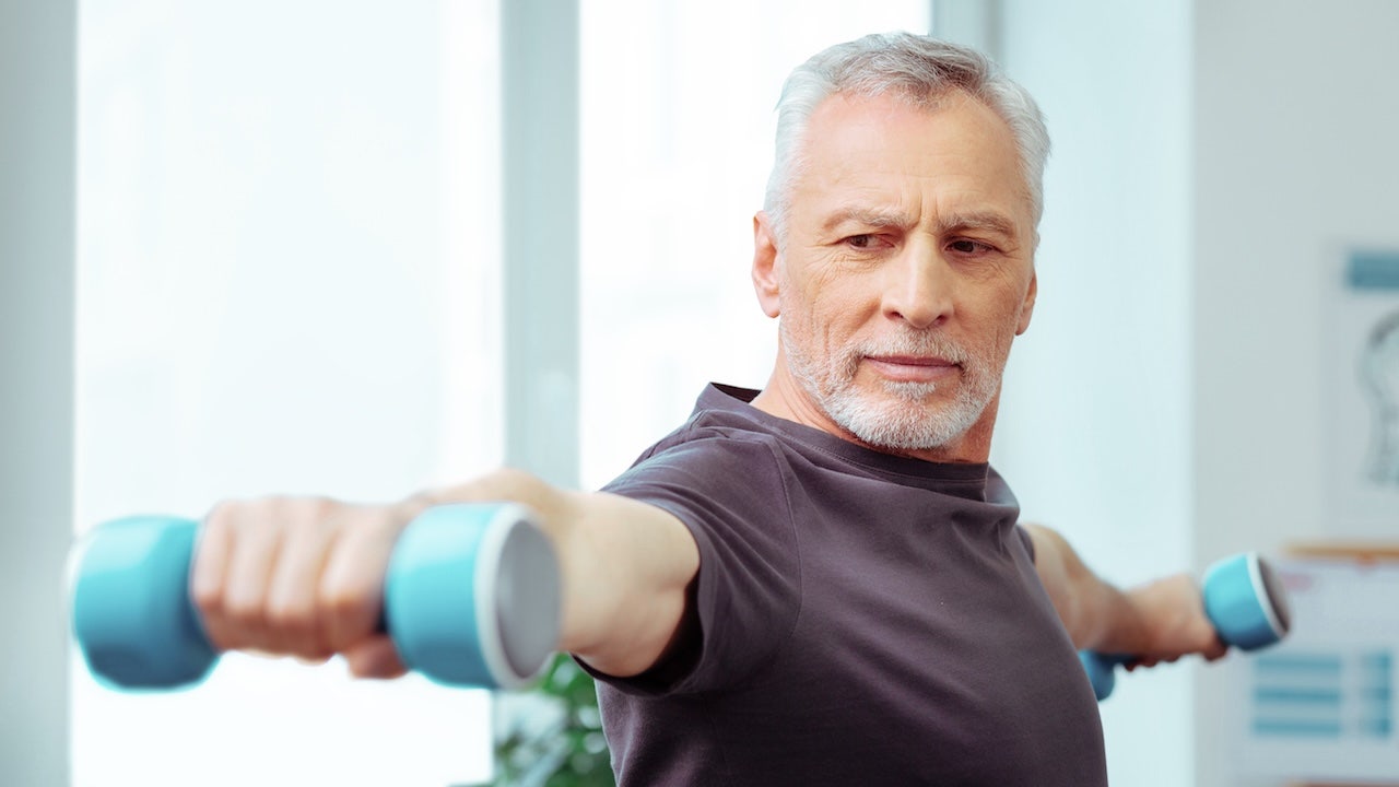 Fitness expert shares the daily 10-minute workout recommended for adults over 40
