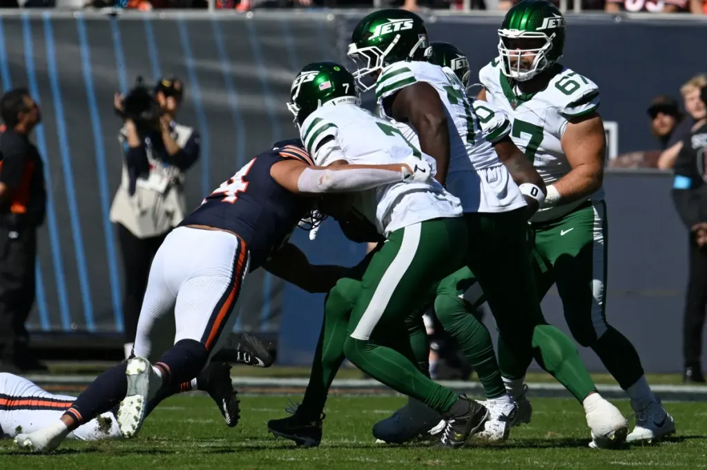 Geno Smith has a disappointing game as the team's greatest asset disappears in defeat to the Bears.