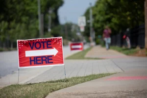 Georgia sets a record for early voting on the first day, according to Raffensperger.