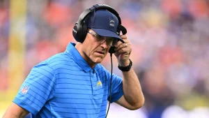 Hall of Famer believes Chargers are struggling with confidence as poor beginning puts playoff chances at risk