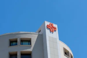 HCA's profits decline as losses in ACA coverage increase