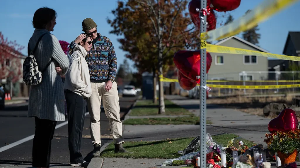 Hero who stopped Oregon school shooter named along with deceased teacher