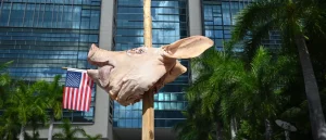 Heroes, Greedy Individuals, and Betrayers: The Three Types of Politicians