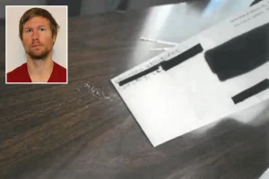 Illinois resident Matthew Unglesbee charged with sending white powders to members of Congress