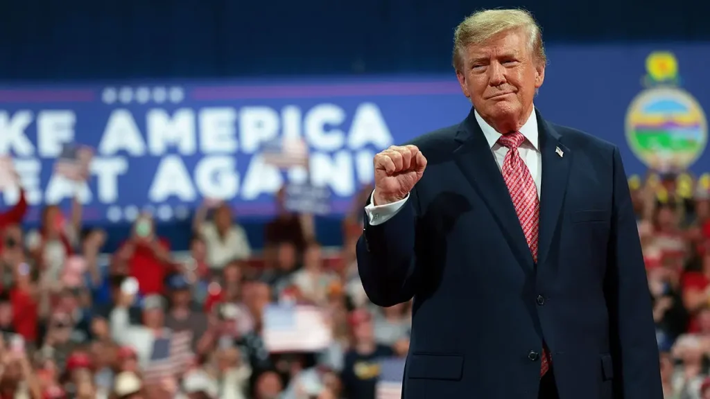 Iowa voters who support Trump express worries about the economy ahead of Election Day