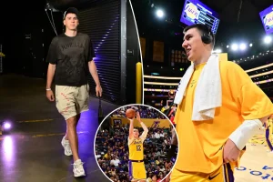 Jake LaRavia of the Lakers to miss game against the Clippers, ending his streak