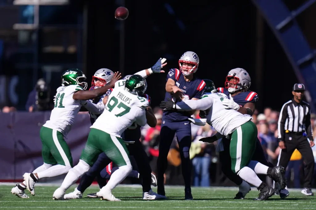 Jets defense struggles significantly against Patriots after remarkable showing