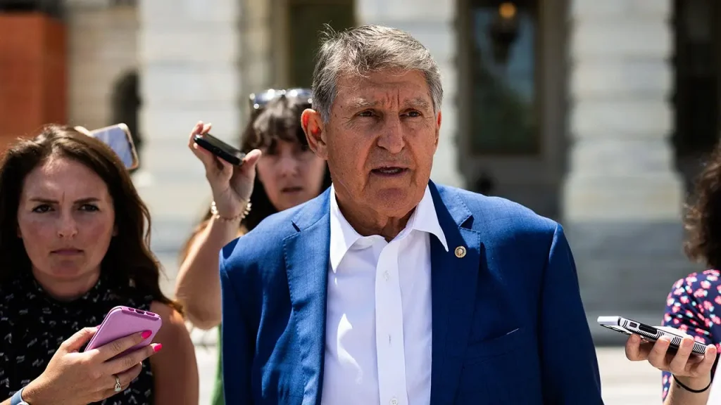 Joe Manchin supports Susan Collins in competitive Maine Senate election