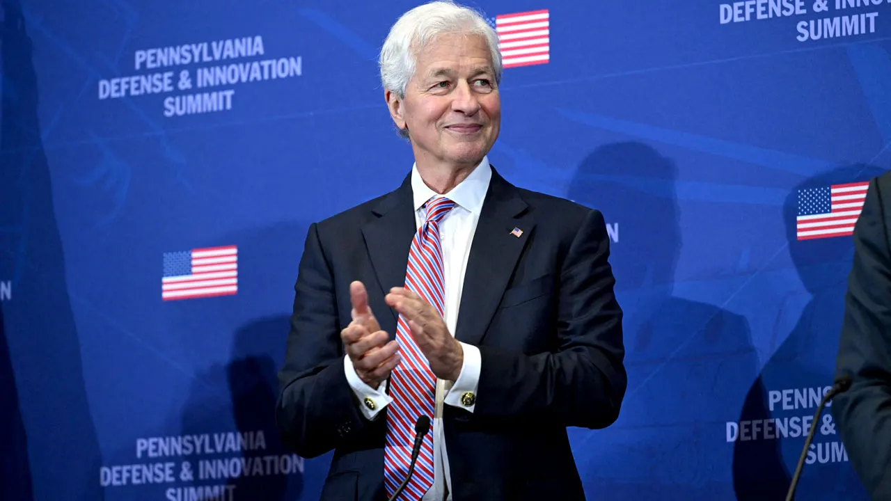 JPMorgan Chase puts $5 billion into American national security companies