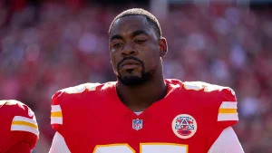 Kansas City Chiefs standout defensive lineman Chris Jones involved in heated argument with coaches on sidelines