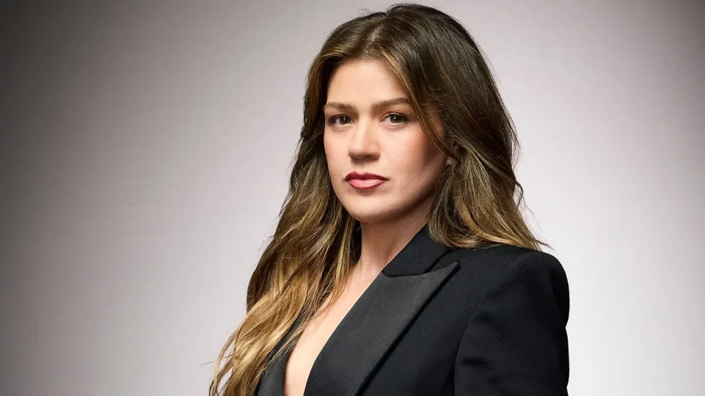Kelly Clarkson's conflict threatens Brooklyn curiosity shop, according to the owner