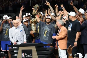 Knicks face many skeptics, according to NBA survey.