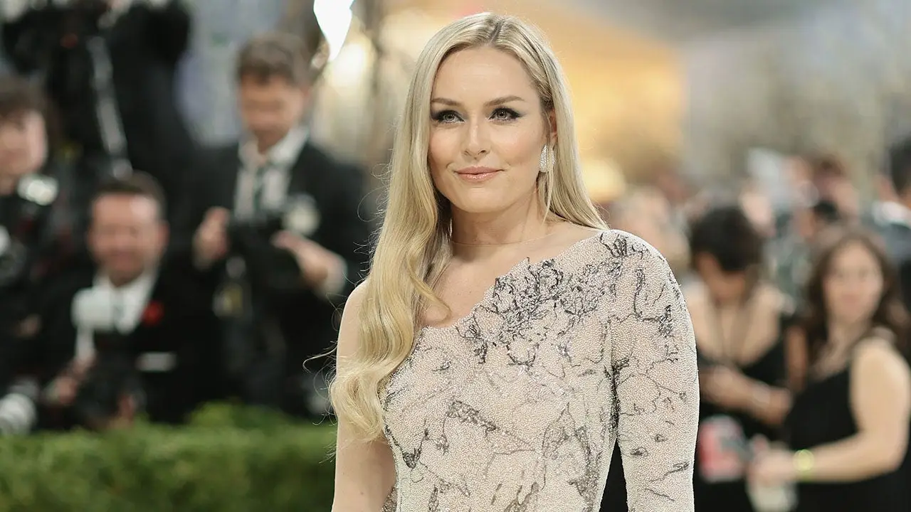 Lindsey Vonn starts her birthday weekend with a beach day in Europe, a memory of Bob Dylan, and some financial thoughts.