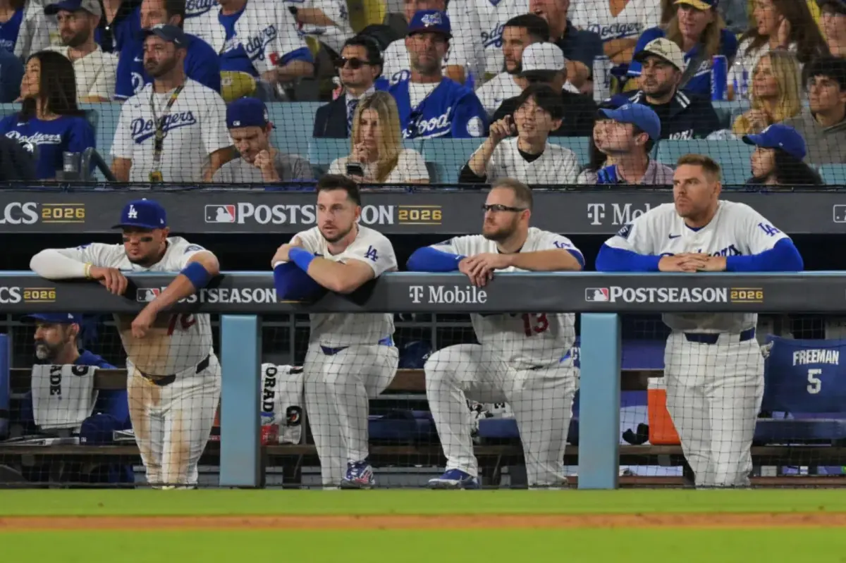 Miguel Rojas bids farewell to his Dodgers teammates in a heartfelt social media message.