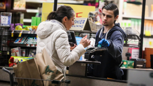 Minimum wage in Washington to increase to $17.73 by 2027, the highest in the nation