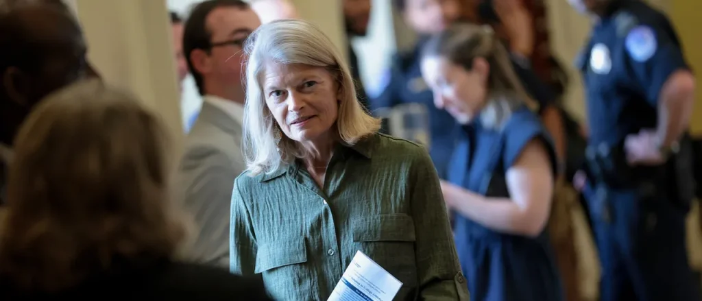 Murkowski Supported Rival Until Investigation Unearthed Claims of Deception
