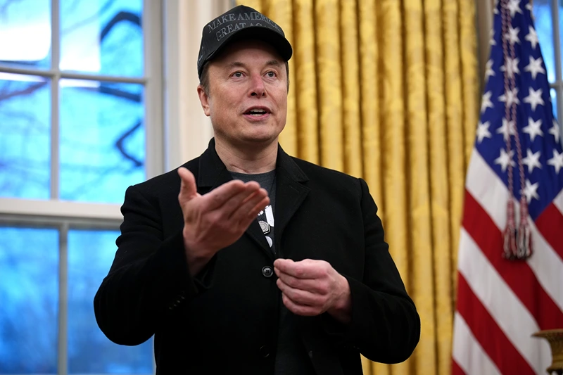 Musk reveals that every child in America will get a share of SpaceX in 2027
