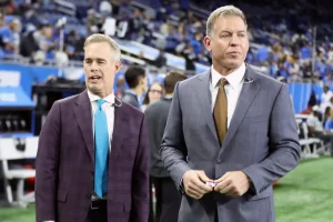 New unpleasant details arise from the argument between Troy Aikman and Joe Buck
