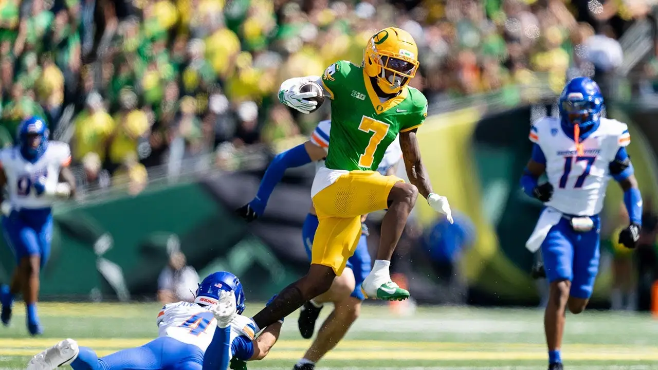 Oregon player's DUI arrest overshadows Ducks' recent victory as Dan Lanning vows to take 'appropriate action'
