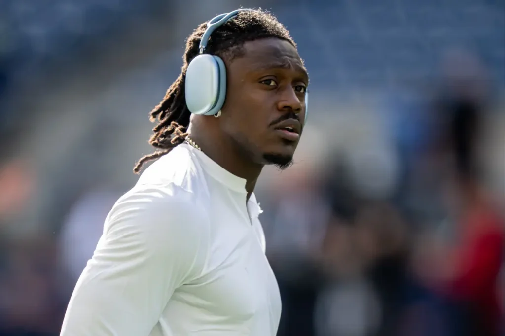 Patriots expected to bring A.J. Brown off IR to play against Jets following ankle injury