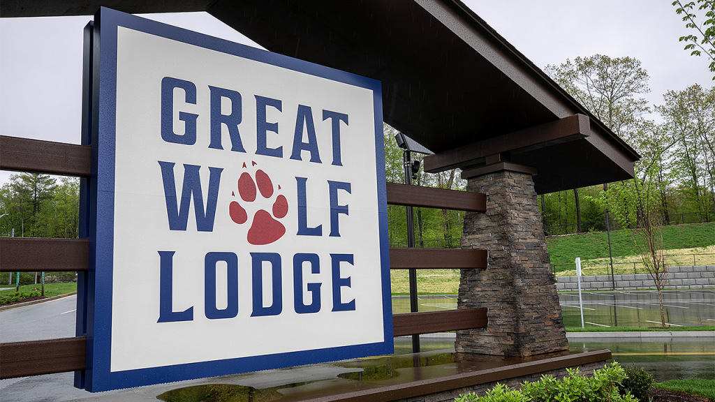 Pennsylvania mother charged with stabbing her husband and toddler at Great Wolf Lodge