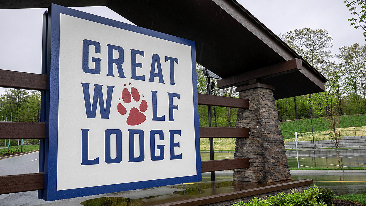 Pennsylvania mother charged with stabbing her husband and toddler at Great Wolf Lodge