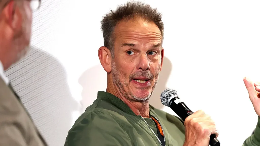 Peter Berg states that the 'Call of Duty' movie will examine 'the impact of war' with a serious approach.