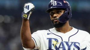 Rays take advantage of four Yankees mistakes to gain strong 2-0 ALDS lead