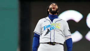 Rays tie ALCS at two games each with Game 4 victory over Guardians following series delay