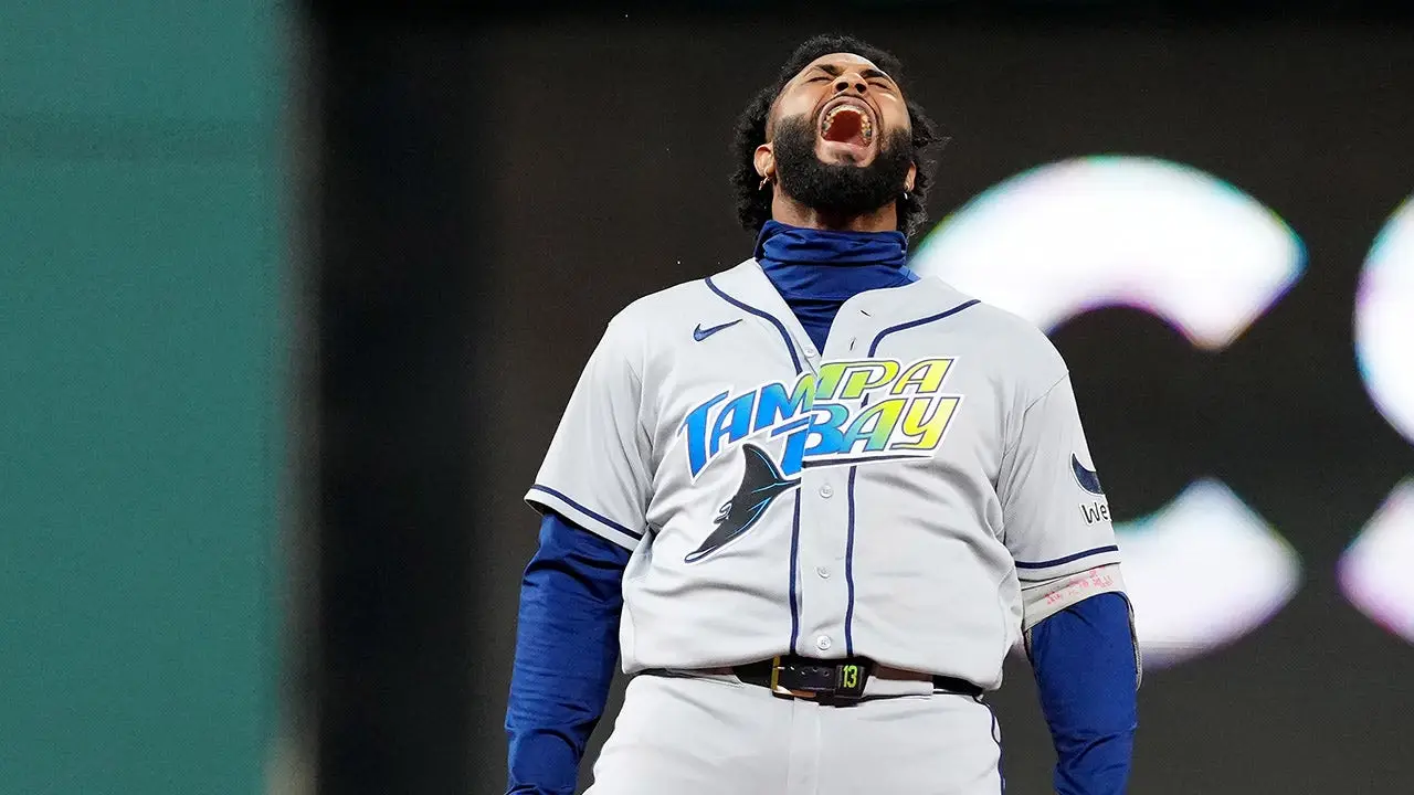 Rays tie ALCS at two games each with Game 4 victory over Guardians following series delay