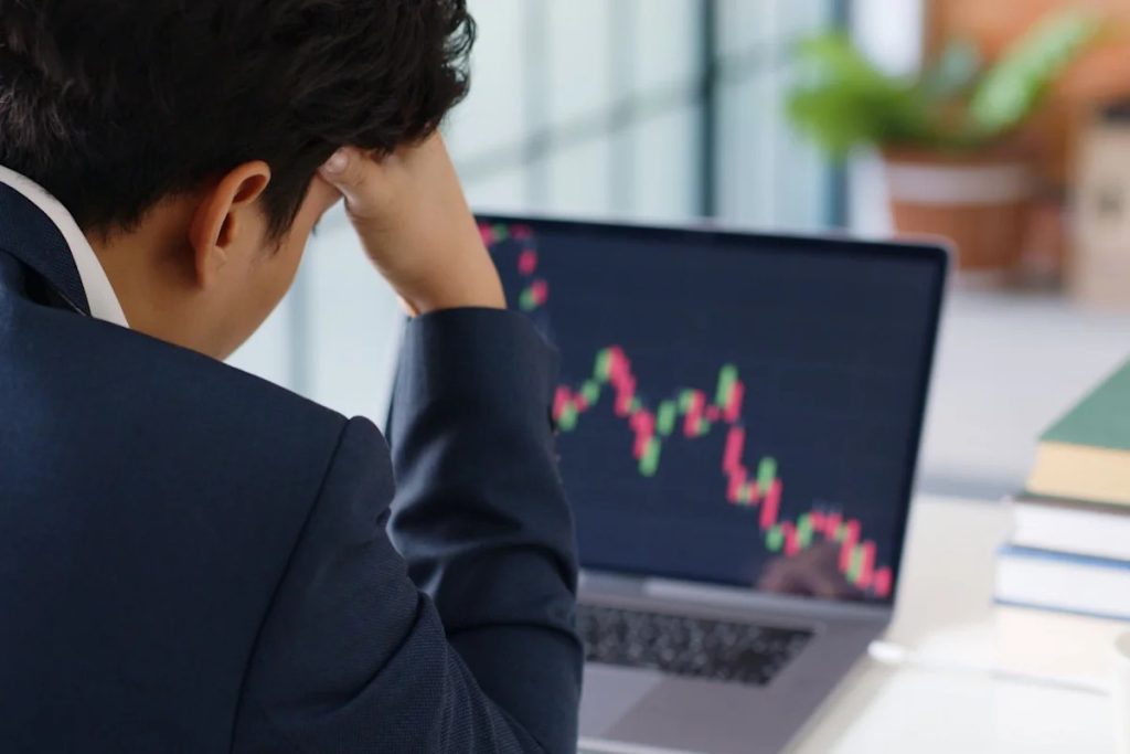 Reasons for AT&T Stock Drop on Friday