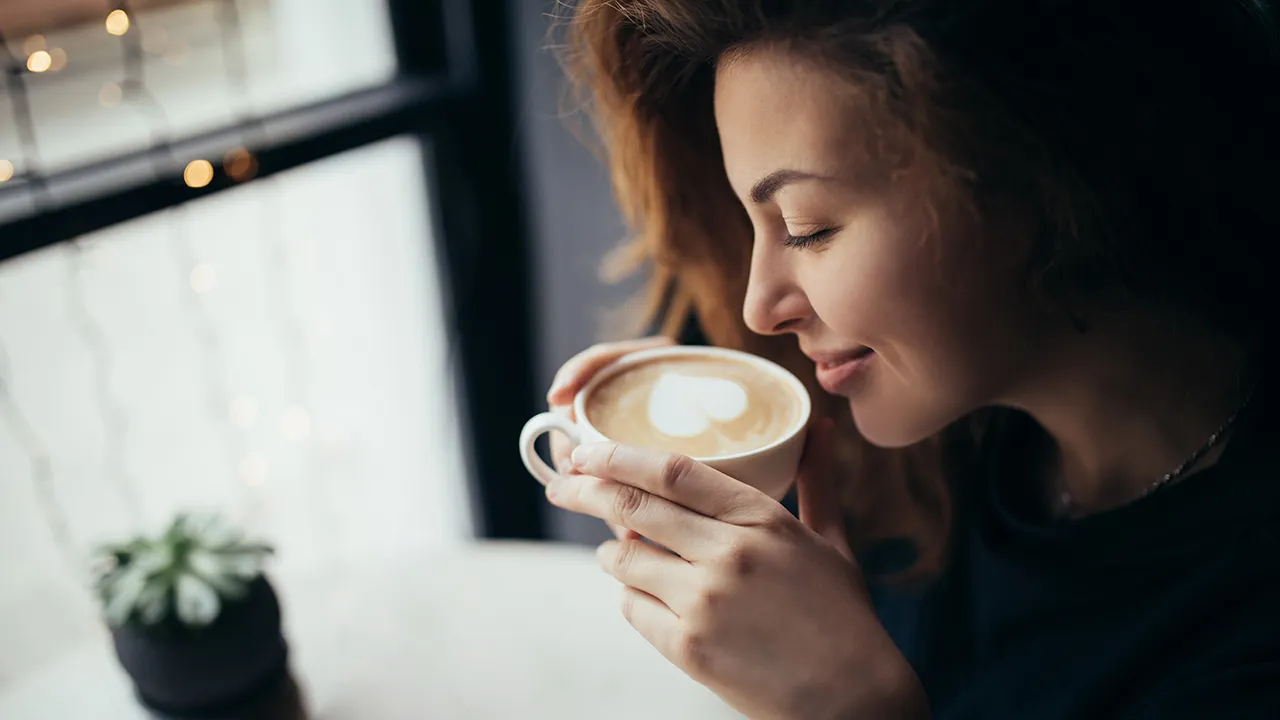Regular coffee consumption mightLower stress and anxiety, according to gut microbiome research.