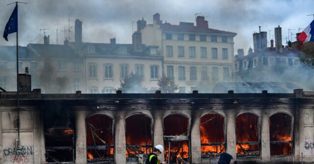 Rioters Set Fire to Lyon Tourism Office and Break Into Marseille City Hall
