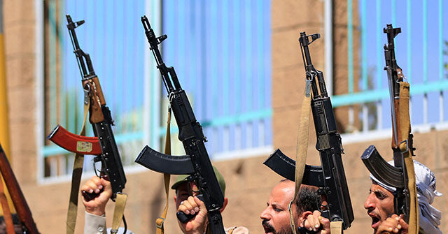 Saudis Blame Iran-Supported Houthi Militants for Medina Attack