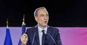 Socialist Primary Victor Promises to Stop Trumpism from Taking Hold in France
